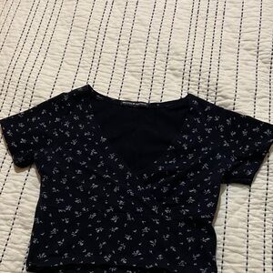 Brandy Melville Floral V-Neck Wrap Top